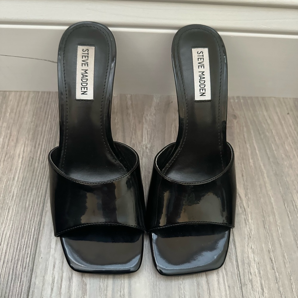 Steve Madden Patent Black Heels Sz.8